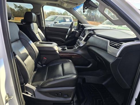 Used 2019 GMC Yukon SLT image 13