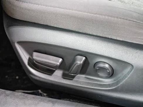 Used 2021 Toyota Camry LE image 19