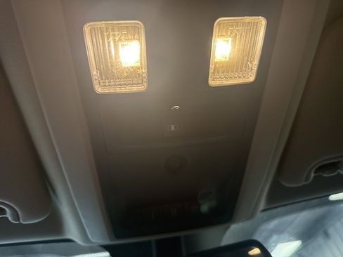 Used 2016 RAM 3500 Laramie image 23