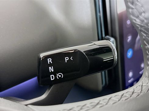 New 2026 Volvo EX30 Plus w/ Protection Package AWD/4WD image 16