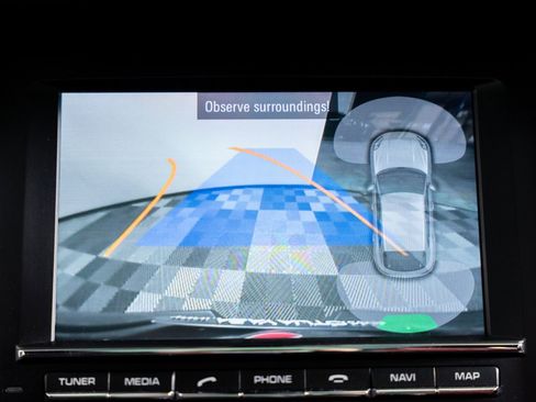 Used 2016 Porsche Macan Turbo image 39