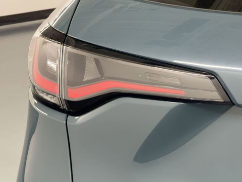 Certified 2025 Honda HR-V LX image 13