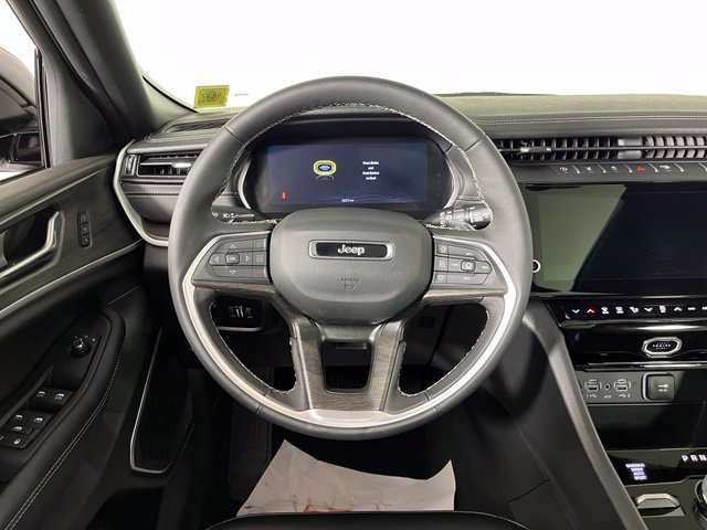 Used 2026 Jeep Grand Cherokee Limited w/ Limited Altitude Package AWD/4WD image 20