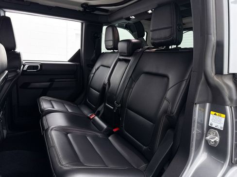 Used 2025 Ford Bronco Badlands AWD/4WD image 31