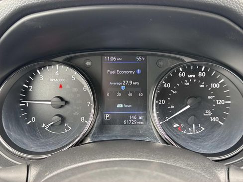 Used 2019 Nissan Rogue Sport SV FWD image 18