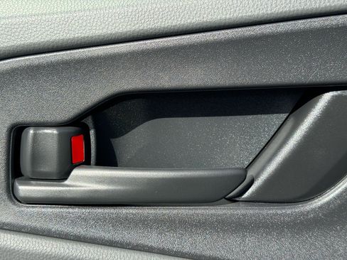 Used 2025 Toyota Prius image 21