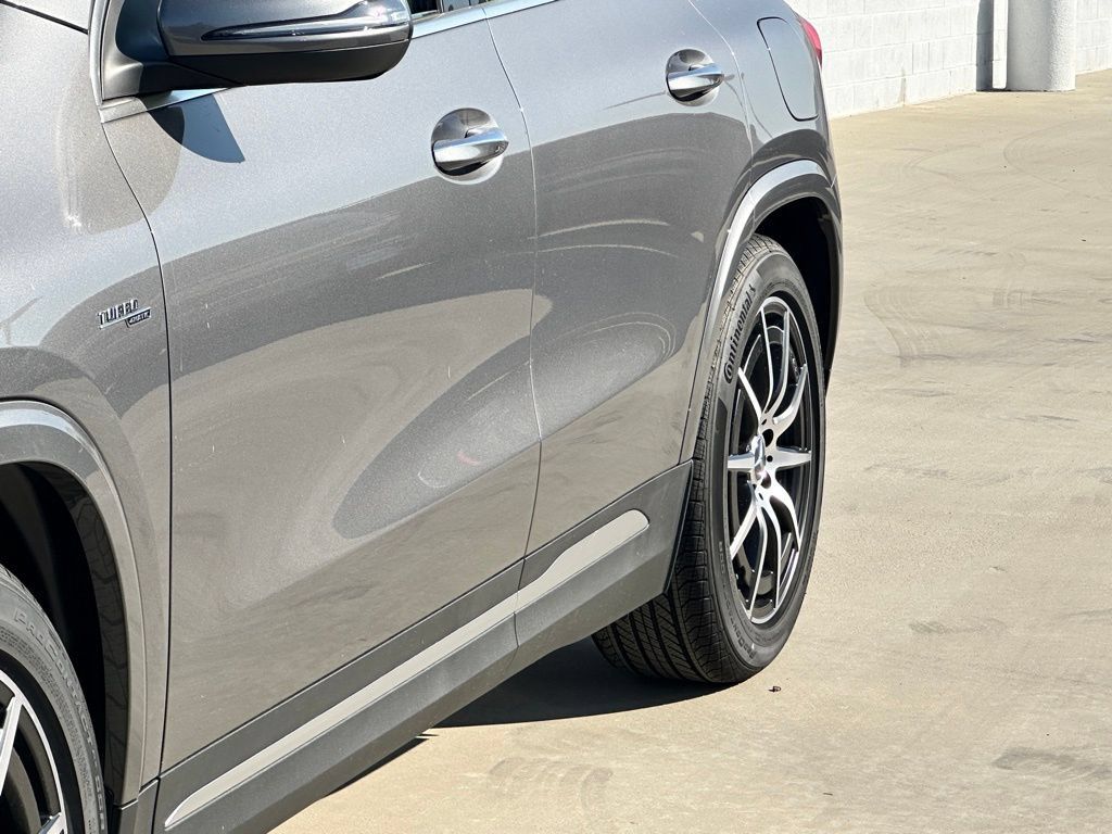 Used 2025 Mercedes-Benz GLA 35 AMG 4MATIC image 7