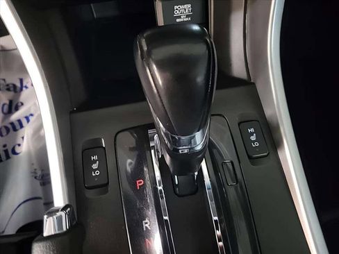 Used 2015 Honda Accord EX-L image 12