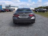 Used 2023 Toyota Camry SE image 5