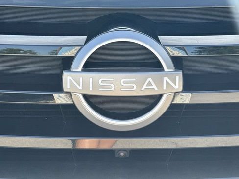 Used 2025 Nissan Pathfinder Platinum AWD/4WD image 30