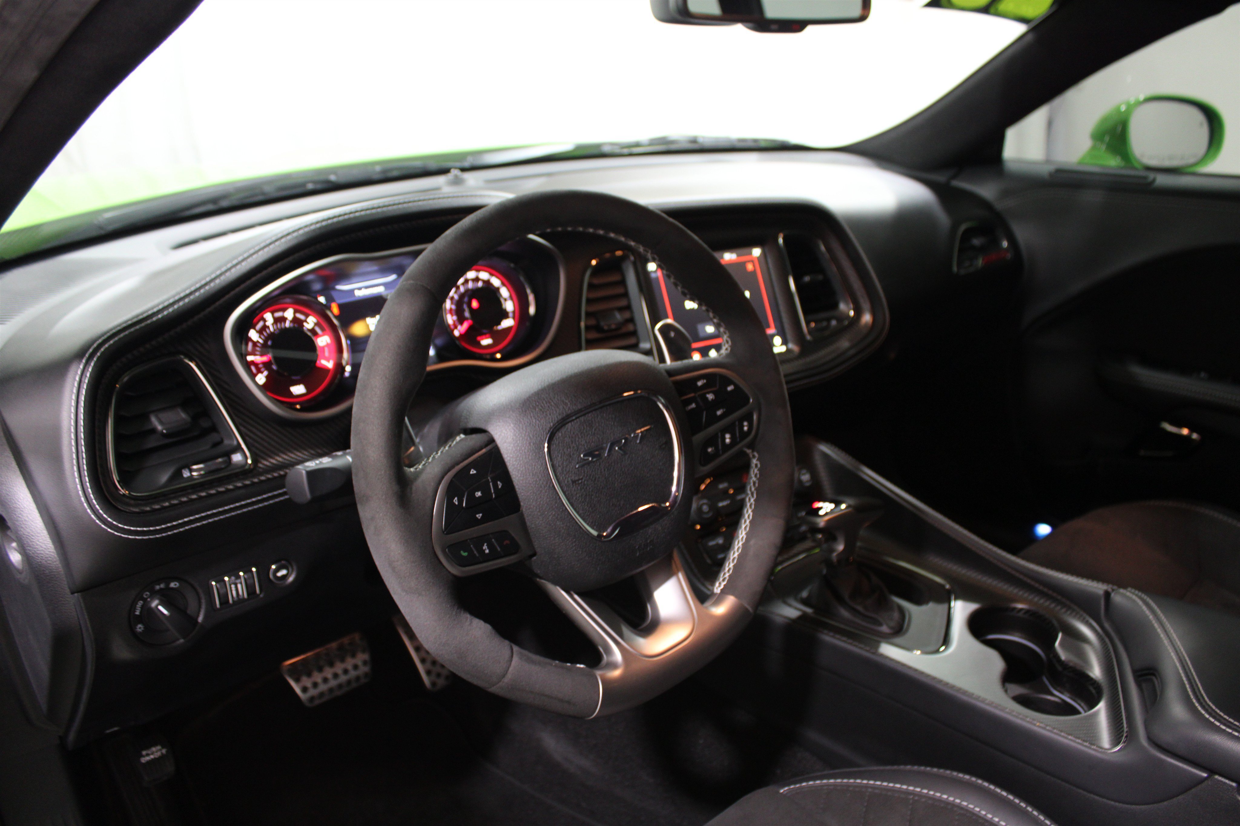 Used 2023 Dodge Challenger SRT Hellcat RWD image 2