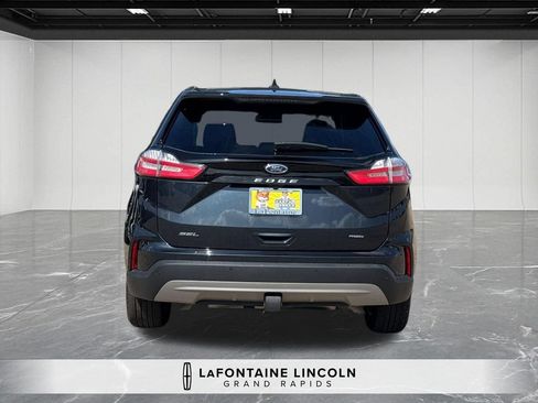 Used 2023 Ford Edge SEL w/ Convenience Package AWD/4WD image 4