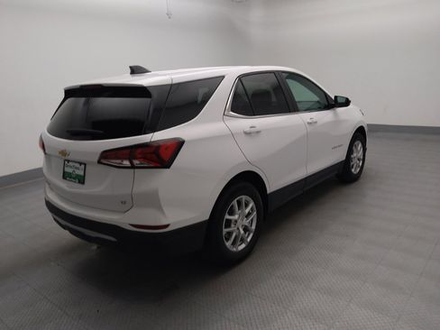 Used 2022 Chevrolet Equinox LT FWD image 10