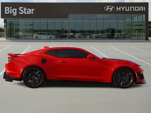Used 2019 Chevrolet Camaro ZL1 image 5