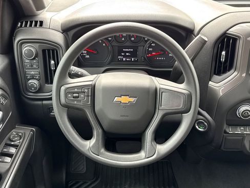 Used 2025 Chevrolet Silverado 1500 Custom image 24