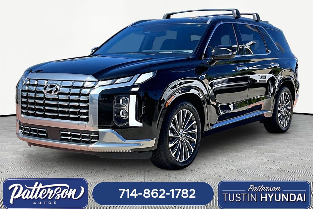 Certified 2023 Hyundai Palisade Calligraphy FWD image 1