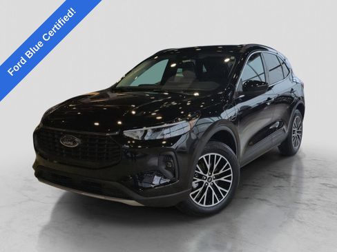 Certified 2025 Ford Escape SE FWD image 1