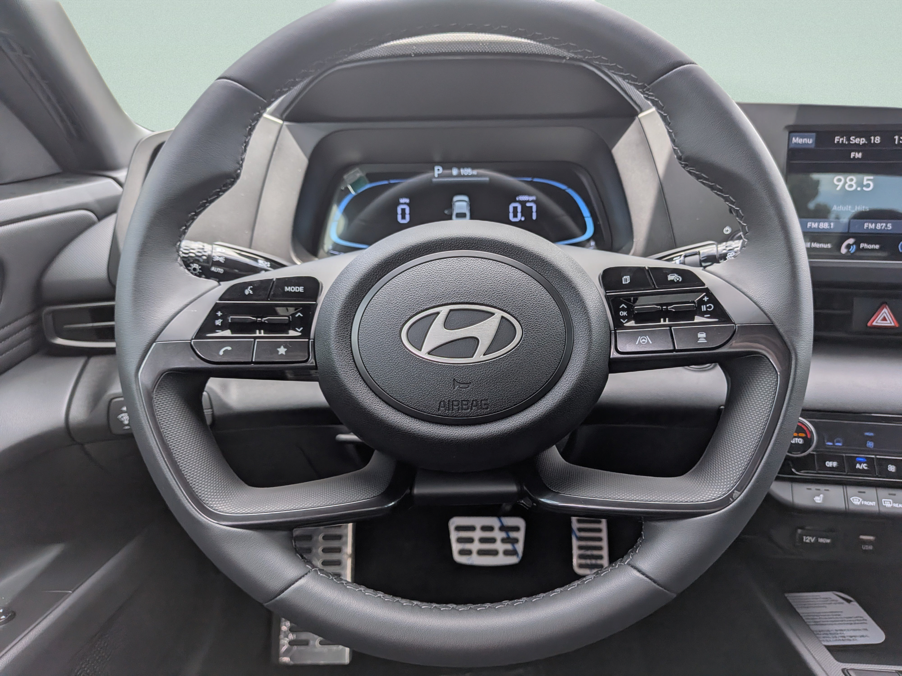 New 2026 Hyundai Elantra SEL Sport Premium FWD image 19