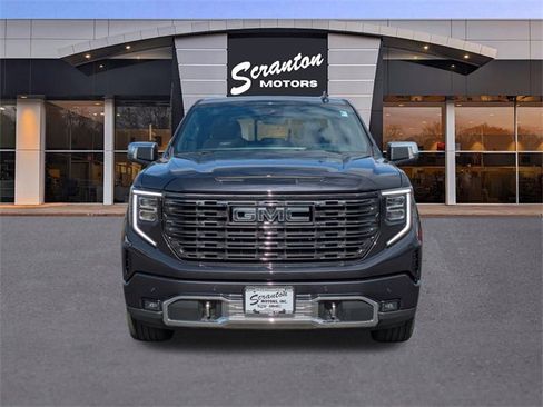 Used 2024 GMC Sierra 1500 Denali Ultimate image 8
