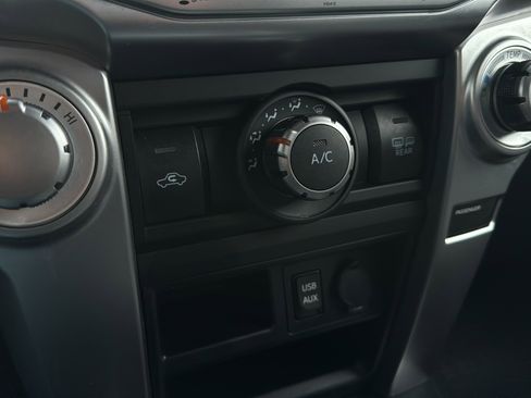 Used 2019 Toyota 4Runner SR5 image 38