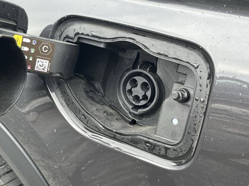 Used 2023 Jeep Grand Cherokee 4xe image 9