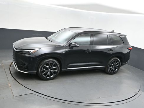 New 2026 Lexus TX 500h AWD image 34