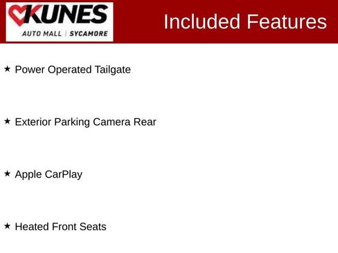 Used 2024 Volvo XC40 B5 Core image 3