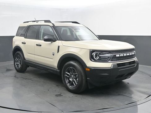 Used 2025 Ford Bronco Sport Big Bend AWD/4WD image 9