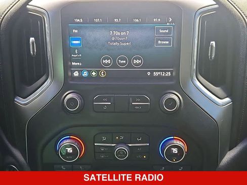 Used 2021 Chevrolet Silverado 1500 LT Trail Boss AWD/4WD image 28