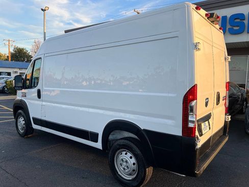Used 2021 RAM ProMaster 2500 image 12