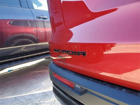 New 2026 GMC Acadia Elevation image 8