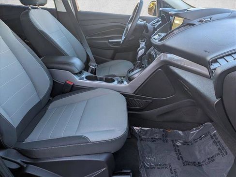 Used 2016 Ford Escape SE w/ Equipment Group 201A image 22