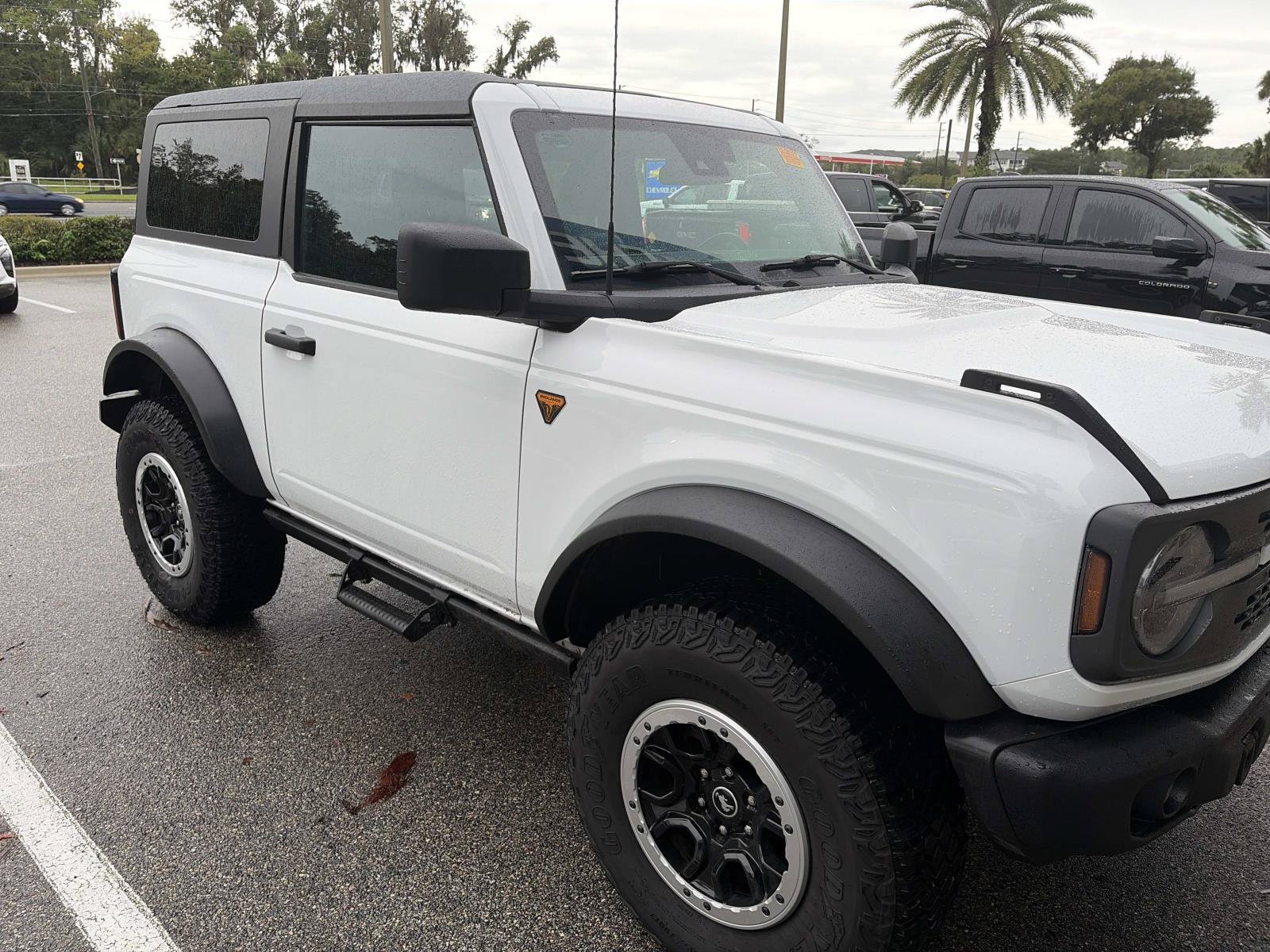 Used 2023 Ford Bronco Badlands w/ Sasquatch Package AWD/4WD image 2