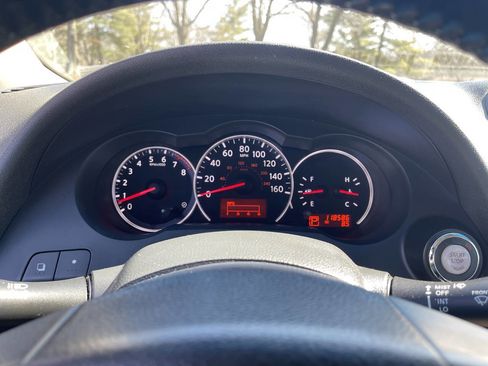 Used 2011 Nissan Altima 3.5 SR w/ 3.5SR Premium Pkg image 25