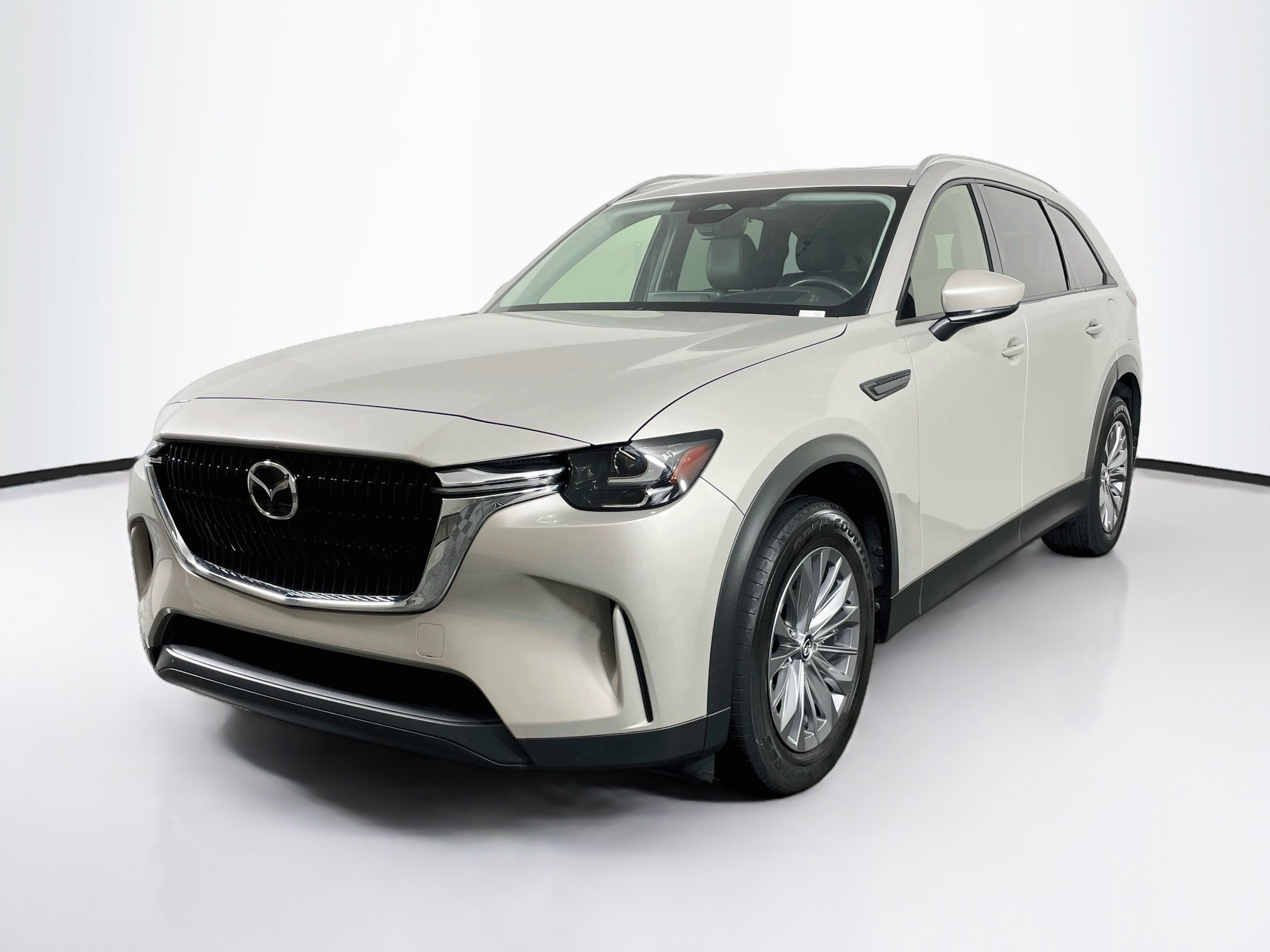 Used 2024 MAZDA CX-90 3.3 Turbo w/ Preferred Plus AWD/4WD image 3
