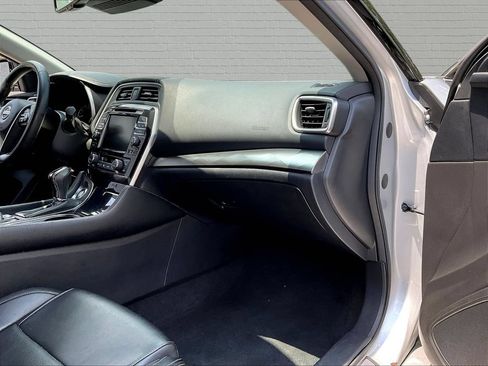 Used 2023 Nissan Maxima SV w/ Floor Mat Group FWD image 22