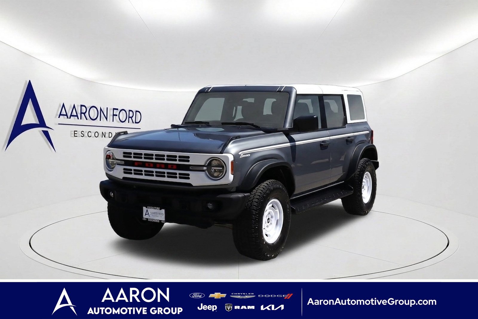 Used 2025 Ford Bronco Heritage Edition AWD/4WD image 1