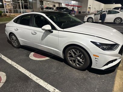 Used 2021 Hyundai Sonata SEL w/ Convenience Package