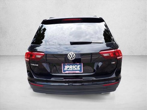Used 2018 Volkswagen Tiguan S AWD/4WD image 3