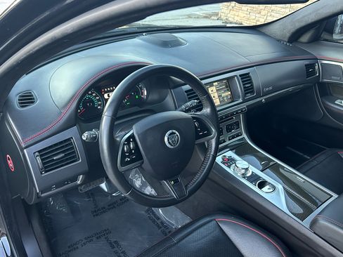 Used 2013 Jaguar XF R-S image 10