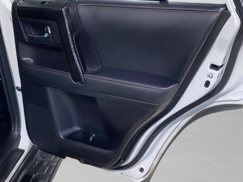 Used 2021 Toyota 4Runner TRD Off-Road Premium image 27