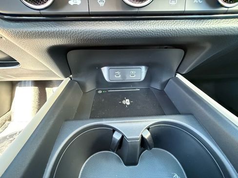 New 2026 Honda HR-V LX image 23