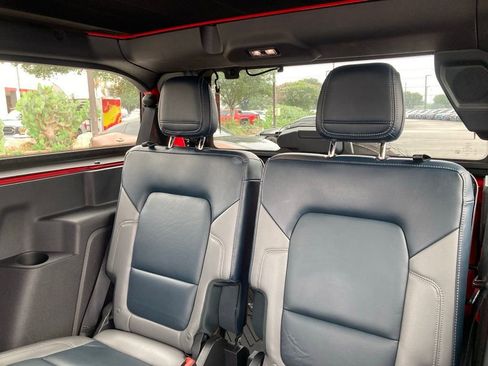 Used 2023 Ford Bronco Outer Banks AWD/4WD image 9