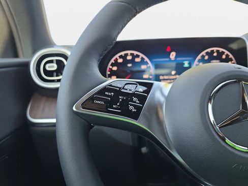 New 2026 Mercedes-Benz GLC 300 image 17
