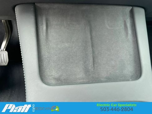 Used 2023 Tesla Model Y Long Range AWD/4WD image 33