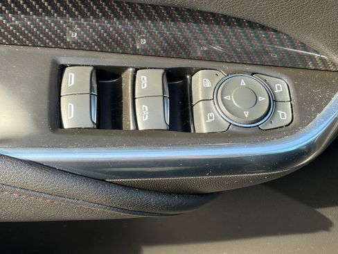 Used 2021 Cadillac XT4 Sport image 8