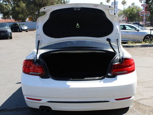 Used 2019 BMW 230i Coupe w/ Convenience Package RWD image 32