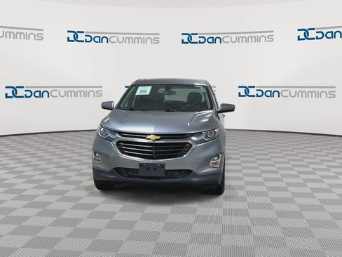 Used 2018 Chevrolet Equinox LT FWD image 3