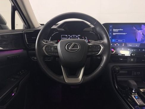 Used 2025 Lexus NX 250 FWD w/ Cold Area Package image 36