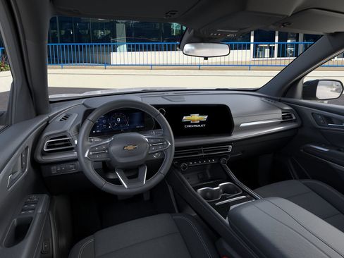 New 2026 Chevrolet Traverse LT image 15